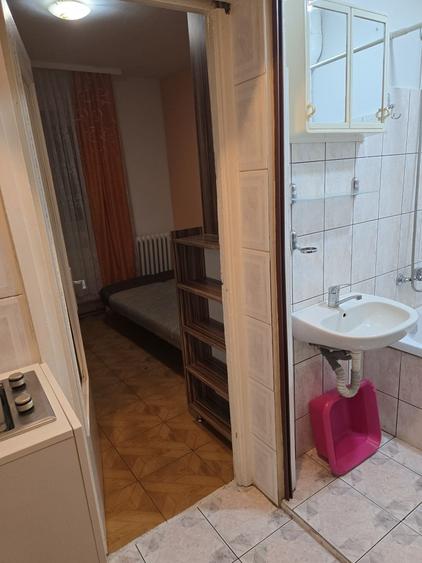 Garsonieră decomandată în Exterior Vest
