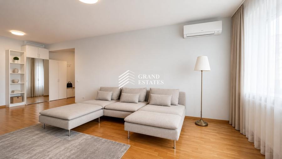 Apartament cu 3 camere decomandat, mobilat în Vitan