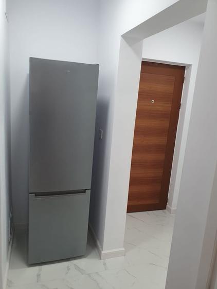 Garsonieră decomandată în Tineretului