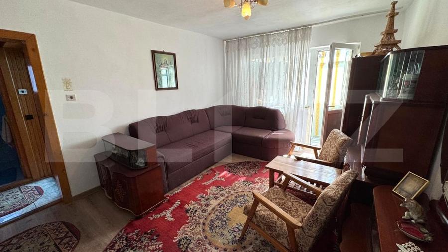 Apartament cu 2 camere semidecomandat, mobilat în Nord