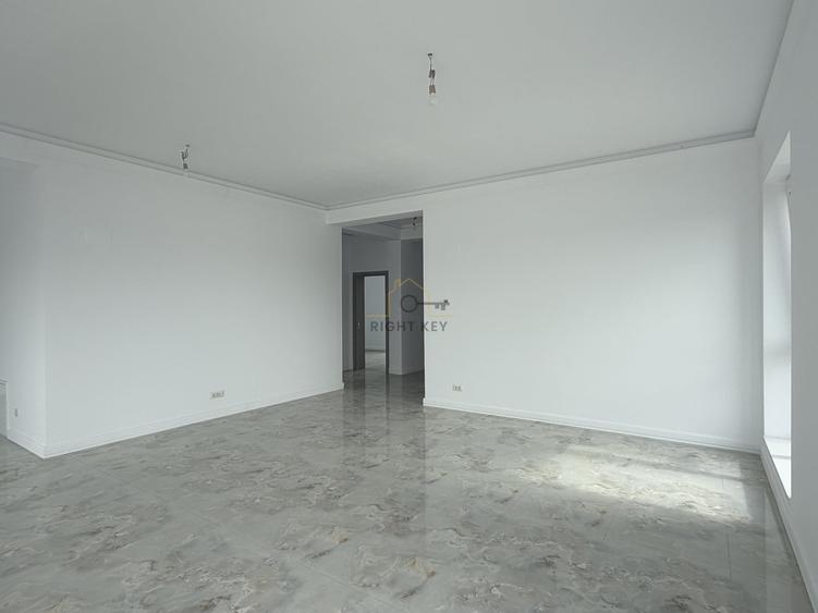 Casă individuală cu 4 camere cu Teren 450 Mp în Domnești