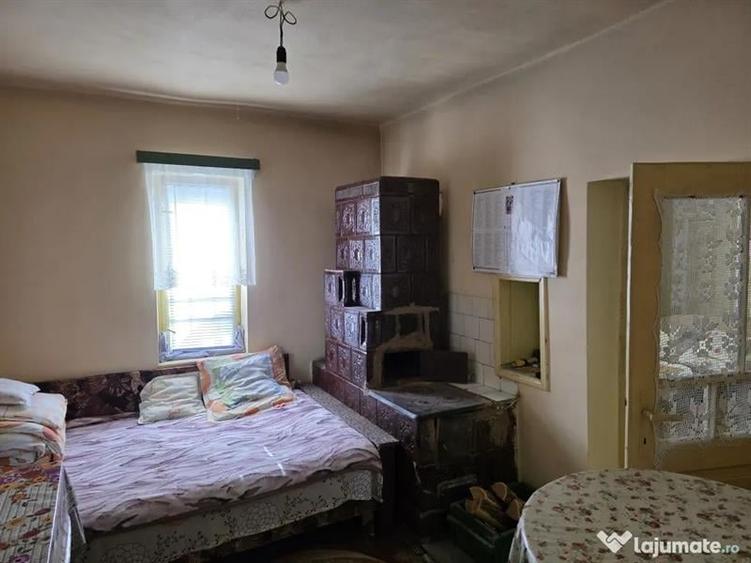 Casă individuală cu 3 camere cu Teren 3600 Mp în Soreni