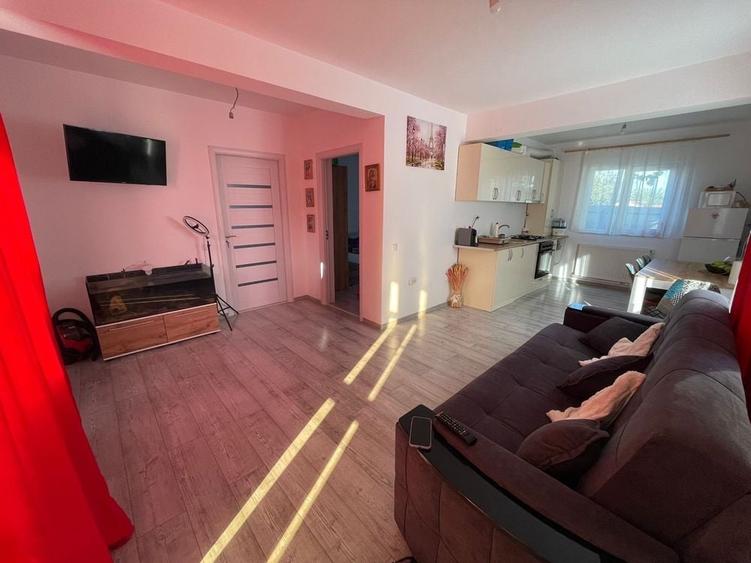 Casă cu 2 camere în Central