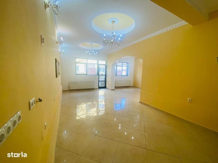 Spatiu comercial in zona centrala, spre inchiriere - 2