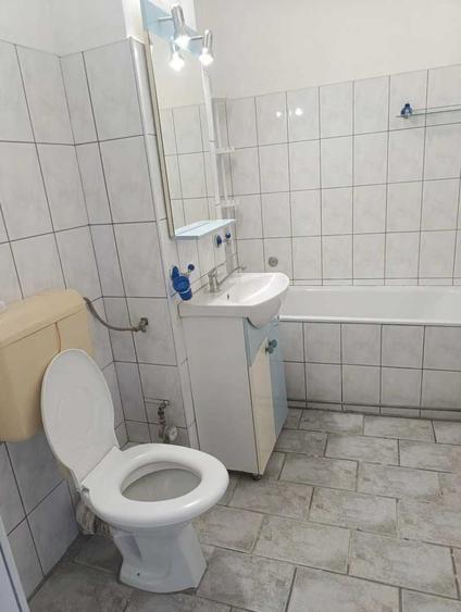 Apartament cu 2 camere decomandat în Freidorf