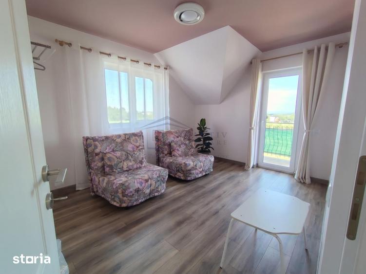 Casă cu 4 camere cu Teren 300 Mp în Ipotești