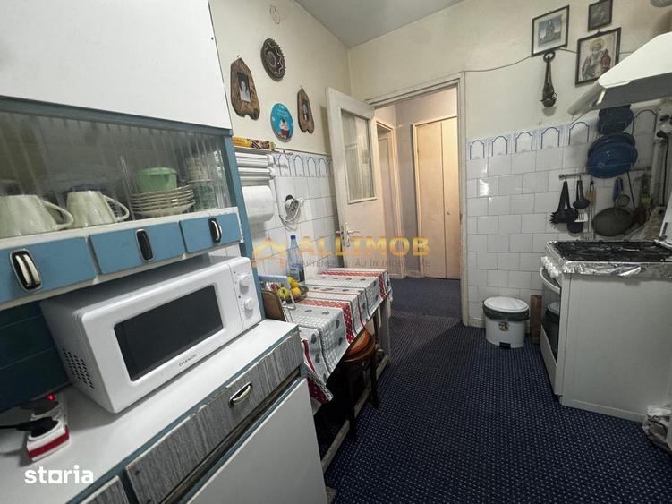 Apartament cu 2 camere semidecomandat în Democrației