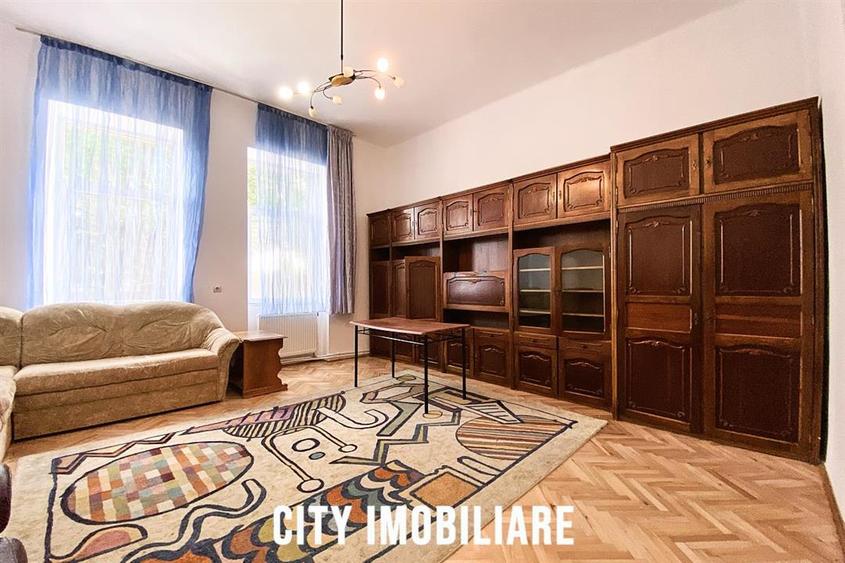 Apartament cu 4 camere circular, mobilat în Gruia