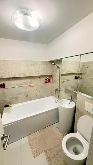 Apartament cu 2 camere decomandat, mobilat în Bogdan Vodă
