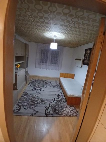 Garsonieră decomandată în Broscărie