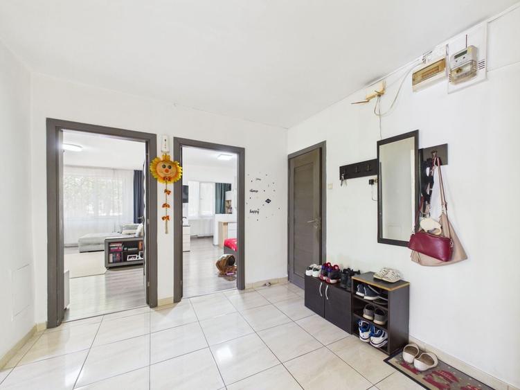 Apartament 4 camere decomandat | Parter | Metrou la 7 minute | - 18