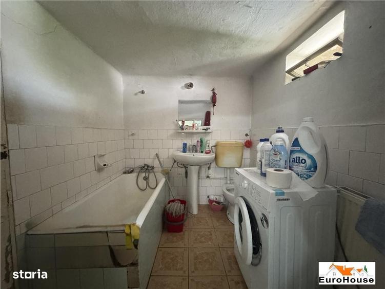 Casă cu 2 camere în Central