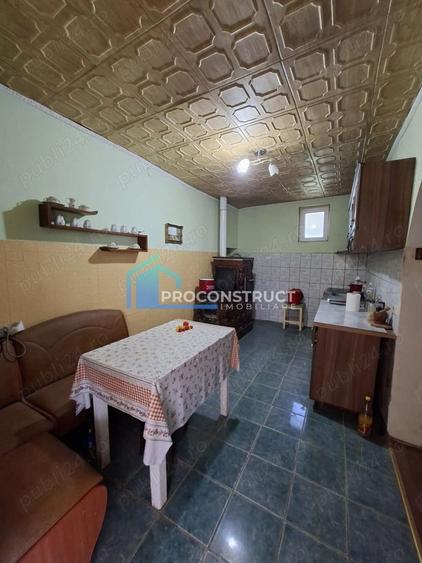 Casă individuală cu 3 camere cu Canalizare în Giarmata