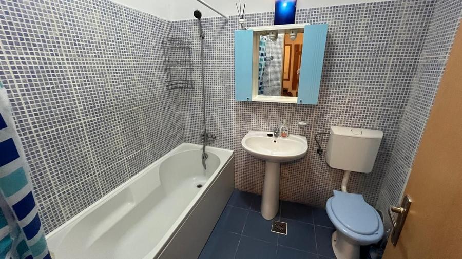 Apartament cu 2 camere semidecomandat, mobilat în Baciu