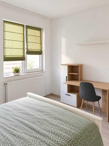 Apartament cu 3 camere decomandat în Florești
