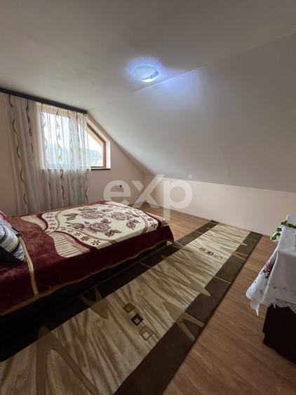 Casă individuală cu 3 camere cu Teren 1732 Mp în Gârleni
