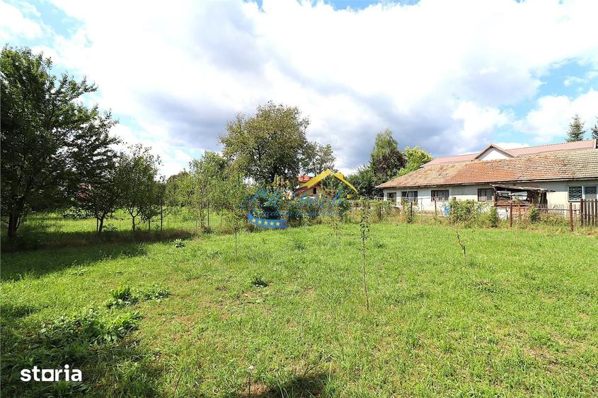 Casă cu 7 camere cu Teren 1237 Mp în Brebu