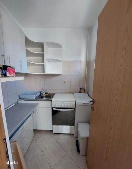 Inchiriez garsoniera, 20 mp, str. Bucegi, cartier Manastur, 300 euro - 2