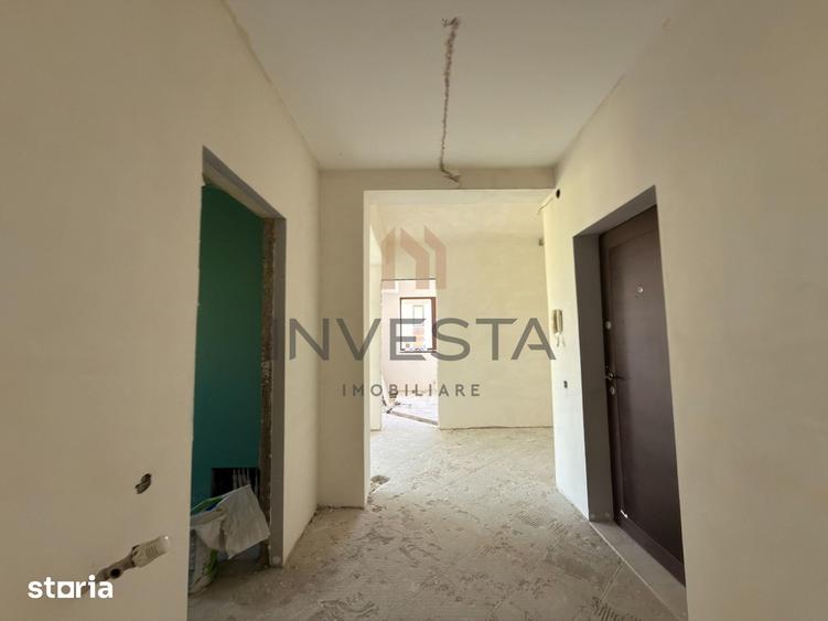 Apartament cu 3 camere semidecomandat în Andrei Mureșanu