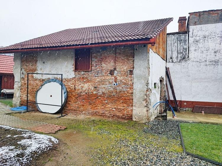 Casă cu 3 camere cu Teren 368 Mp în Sud