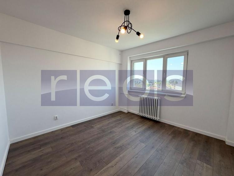 Apartament cu 3 camere decomandat în Titulescu