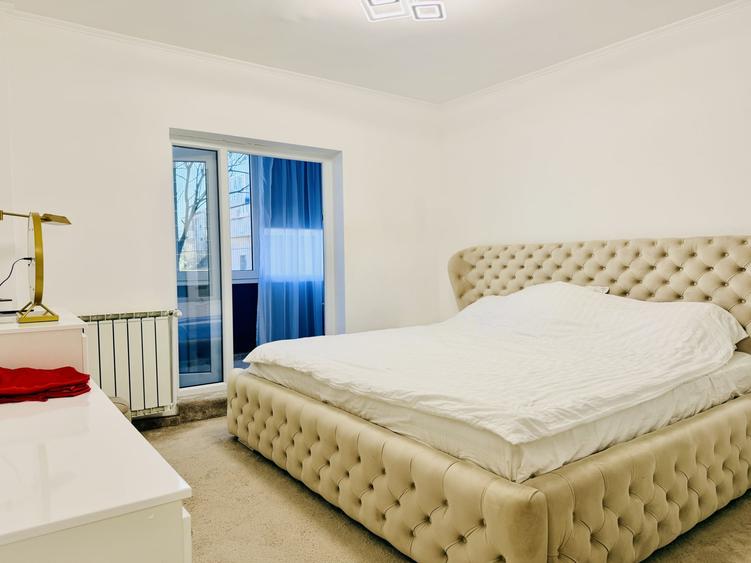 Apartament cu 4 camere semidecomandat, mobilat în Lipovei