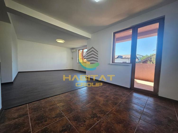 Apartament cu 3 camere semidecomandat în Central