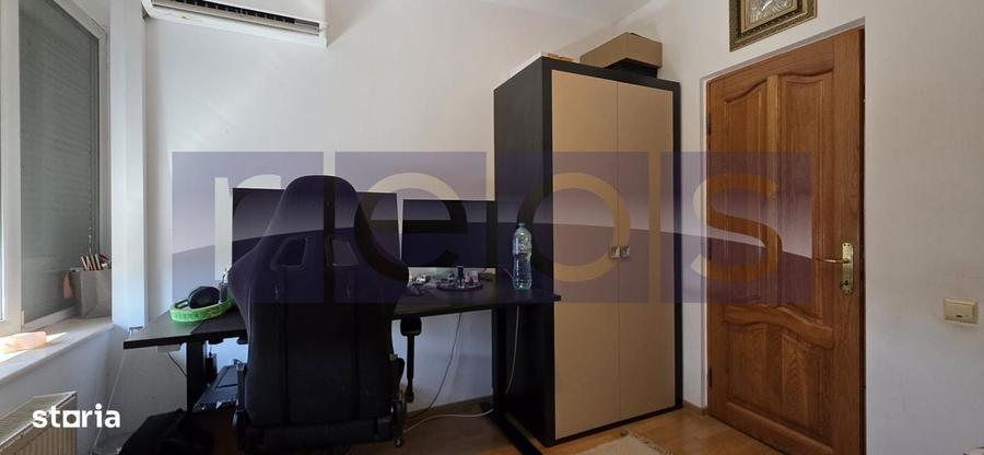 Apartament cu 4 camere decomandat în Dristor