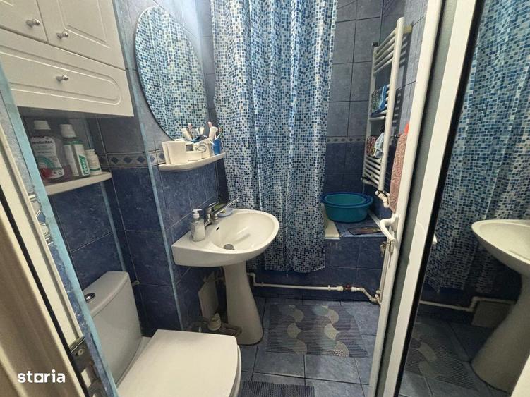 Apartament cu 2 camere decomandat, mobilat în Central