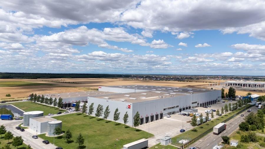 Spațiu industrial, de 17,734 mp, în Dragomirești-Vale