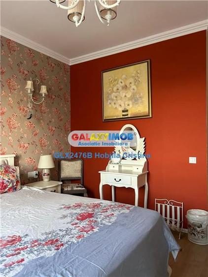 Apartament cu 4 camere decomandat, mobilat în Băneasa
