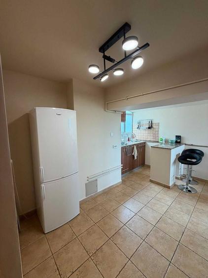 Apartament cu 2 camere decomandat, mobilat în Unirii