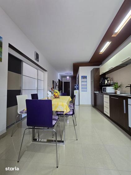 Apartament cu 3 camere decomandat în Giroc — fotografia 1