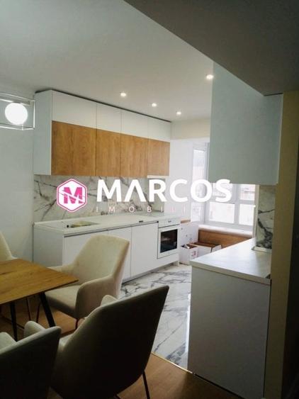 Apartament cu 3 camere decomandat în Central
