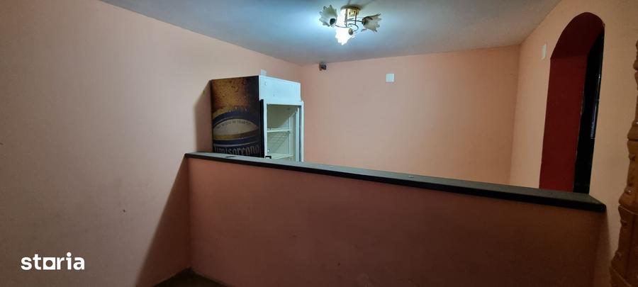 Casă cu 3 camere cu Teren 300 Mp în Brăești