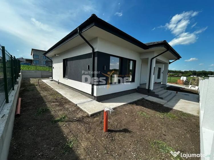 Casă cu 4 camere cu Teren 450 Mp în Breazu