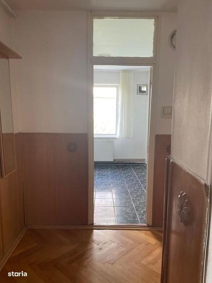 Apartament cu 3 camere decomandat în Tudor