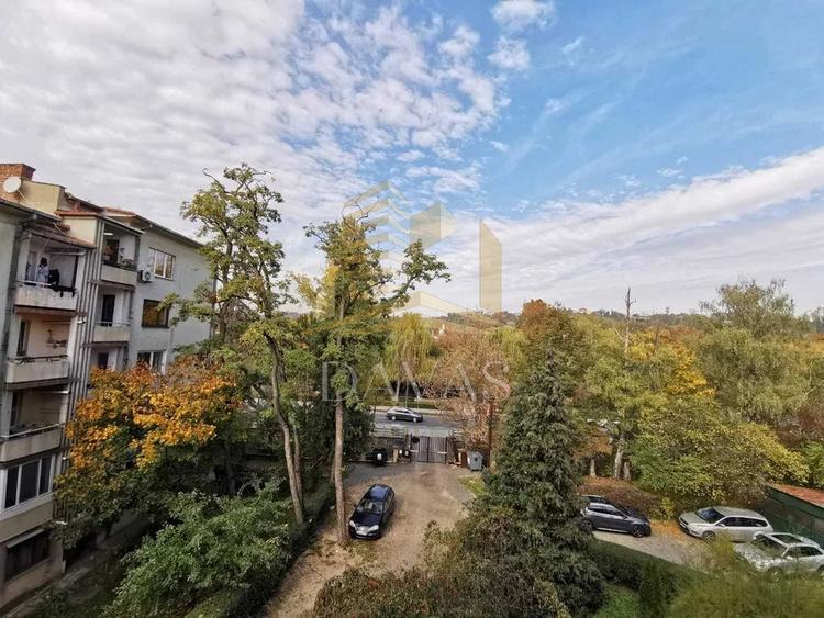 Apartament 3 camere decomandat + 2 parcări | Centru - 8