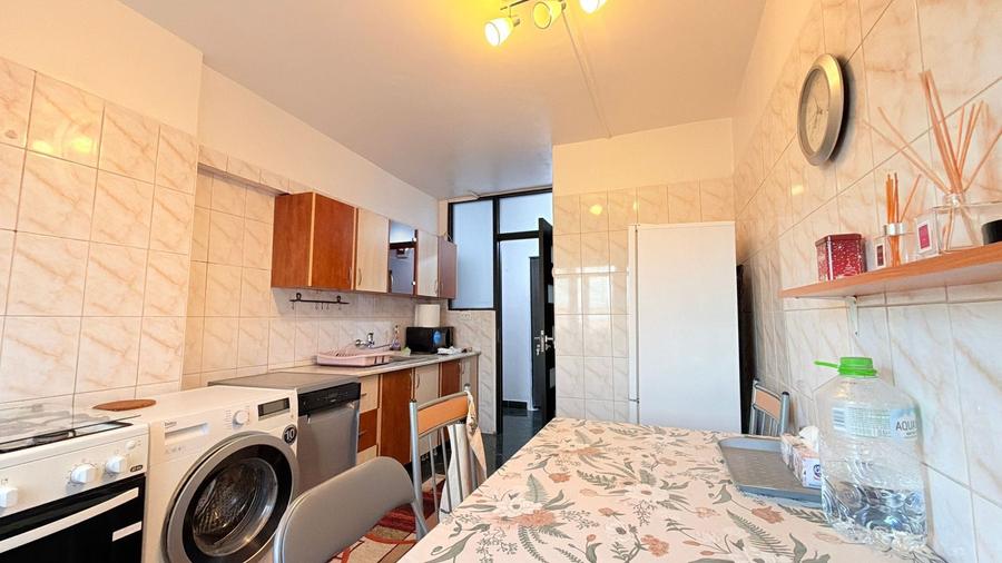 Apartament cu 2 camere decomandat, mobilat în Sebastian