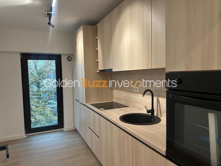 Apartament cu 3 camere în Victoriei