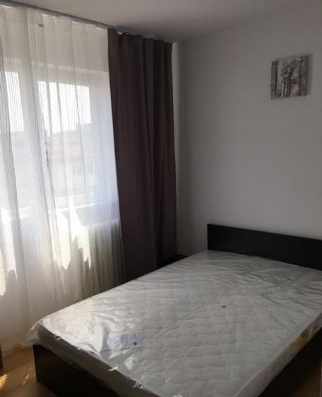Garsonieră semidecomandată, mobilată în Brâncoveanu