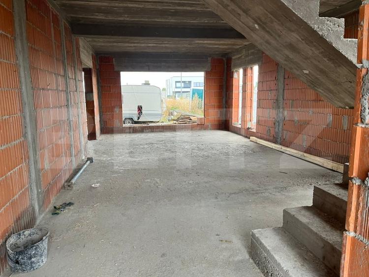 Casă individuală cu 4 camere cu Teren 530 Mp în Sud-Est