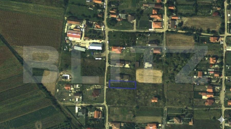 Teren Construcții intravilan de 960 mp, în Lazuri