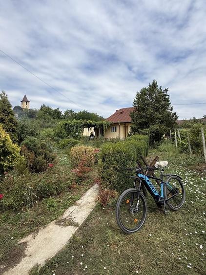 Casă cu 4 camere în Traian