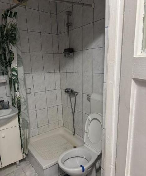 Apartament cu 2 camere decomandat, mobilat în Centrul Civic
