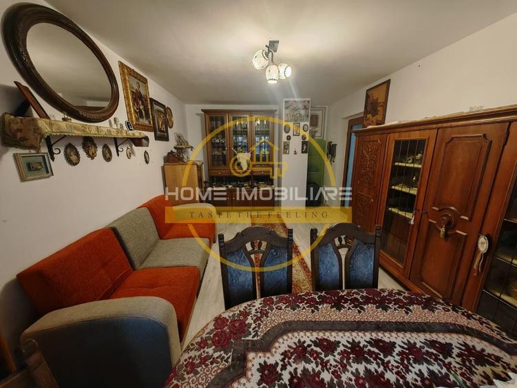 Apartament cu 4 camere decomandat, mobilat în Dacia