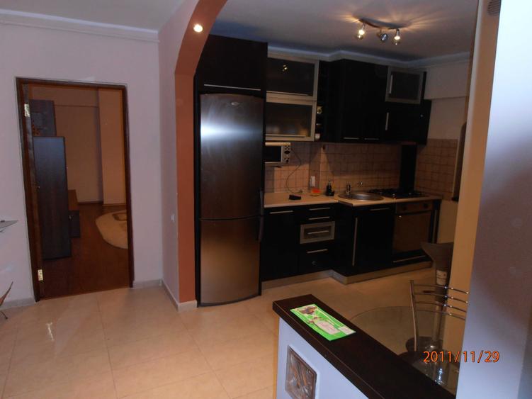 Apartament cu 2 camere decomandat în Drumul Carului