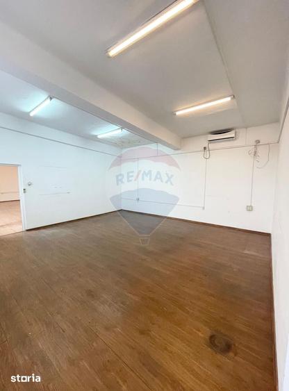 Spațiu comercial, de 128 mp, în Aurel Vlaicu