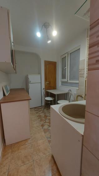 Apartament cu 2 camere decomandat în Cantemir