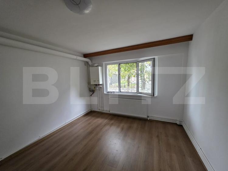 Garsonieră decomandată în Micro 39